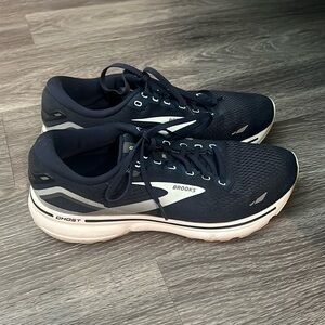 navy blue brooks ghost 15 running shoe - womens 11